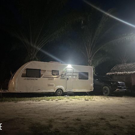 Khaosok August Freedom Camp Otel Khao Sok National Park Dış mekan fotoğraf