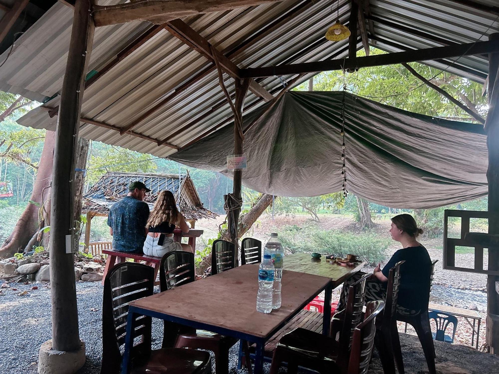 Khaosok August Freedom Camp Otel Khao Sok National Park Dış mekan fotoğraf