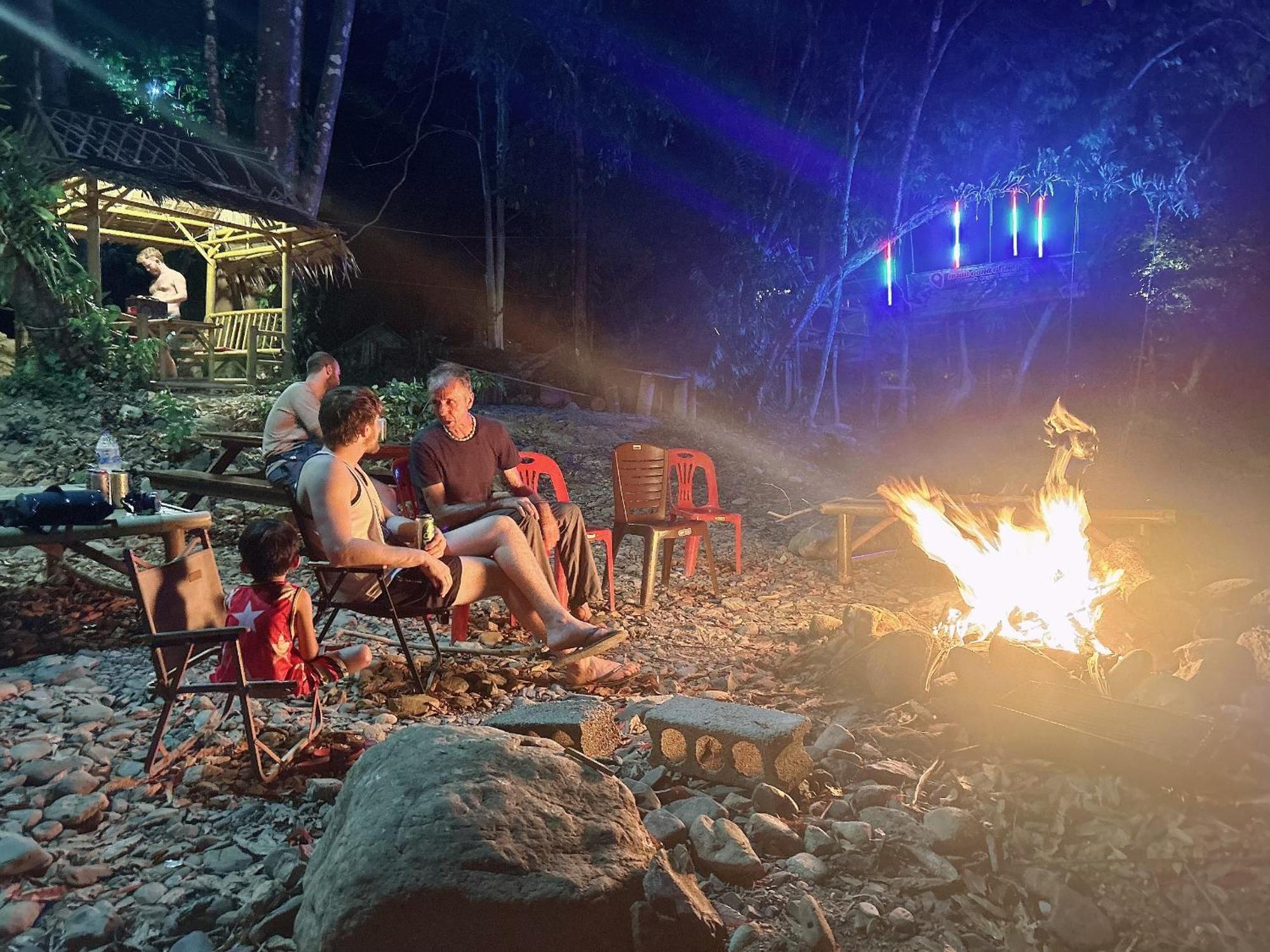 Khaosok August Freedom Camp Otel Khao Sok National Park Dış mekan fotoğraf